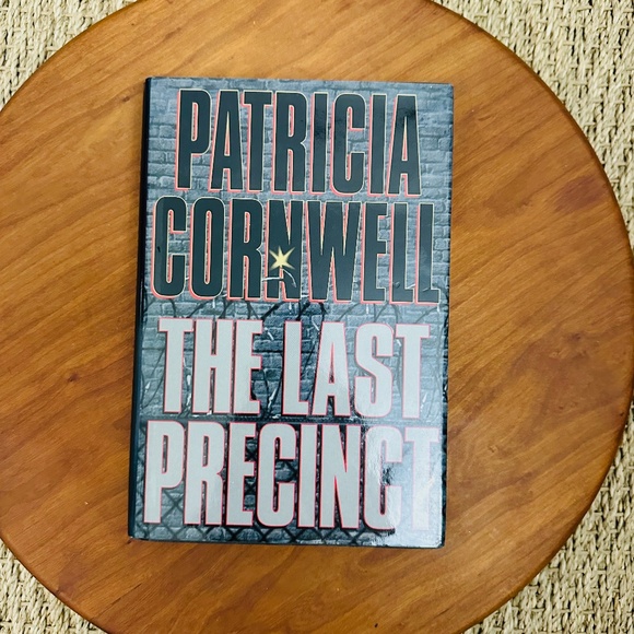 Kay Scarpetta Ser.: The Last Precinct by Patricia Cornwell (2000, Hardcover) - Picture 1 of 5
